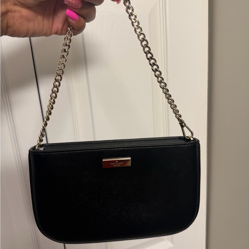 Black Chain Shoulder Bag